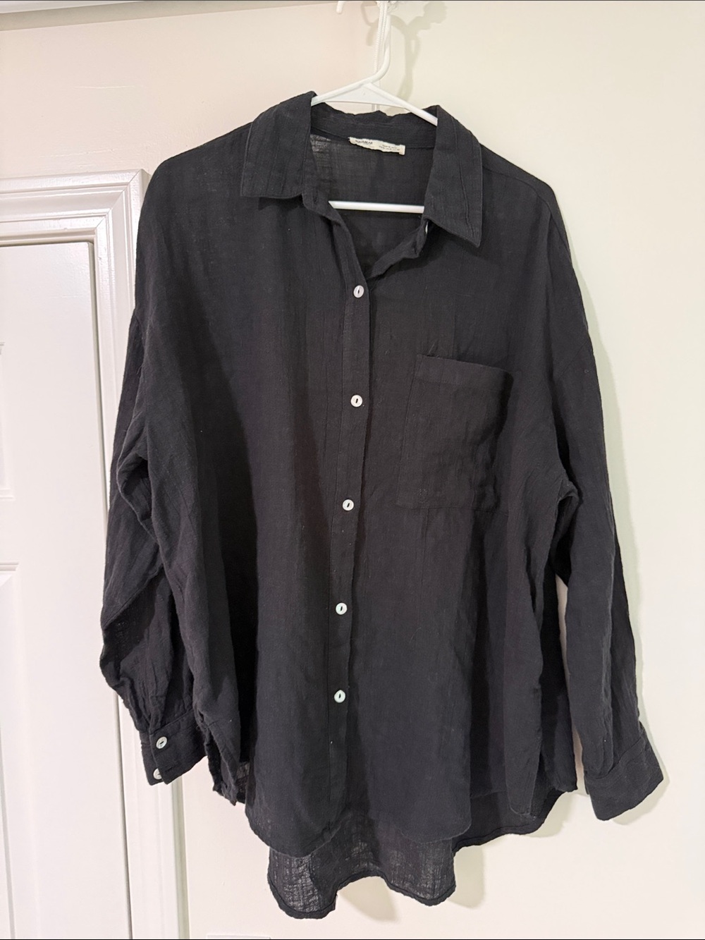 Pull&Bear Black Casual Long-Sleeve Button-Down Shirt